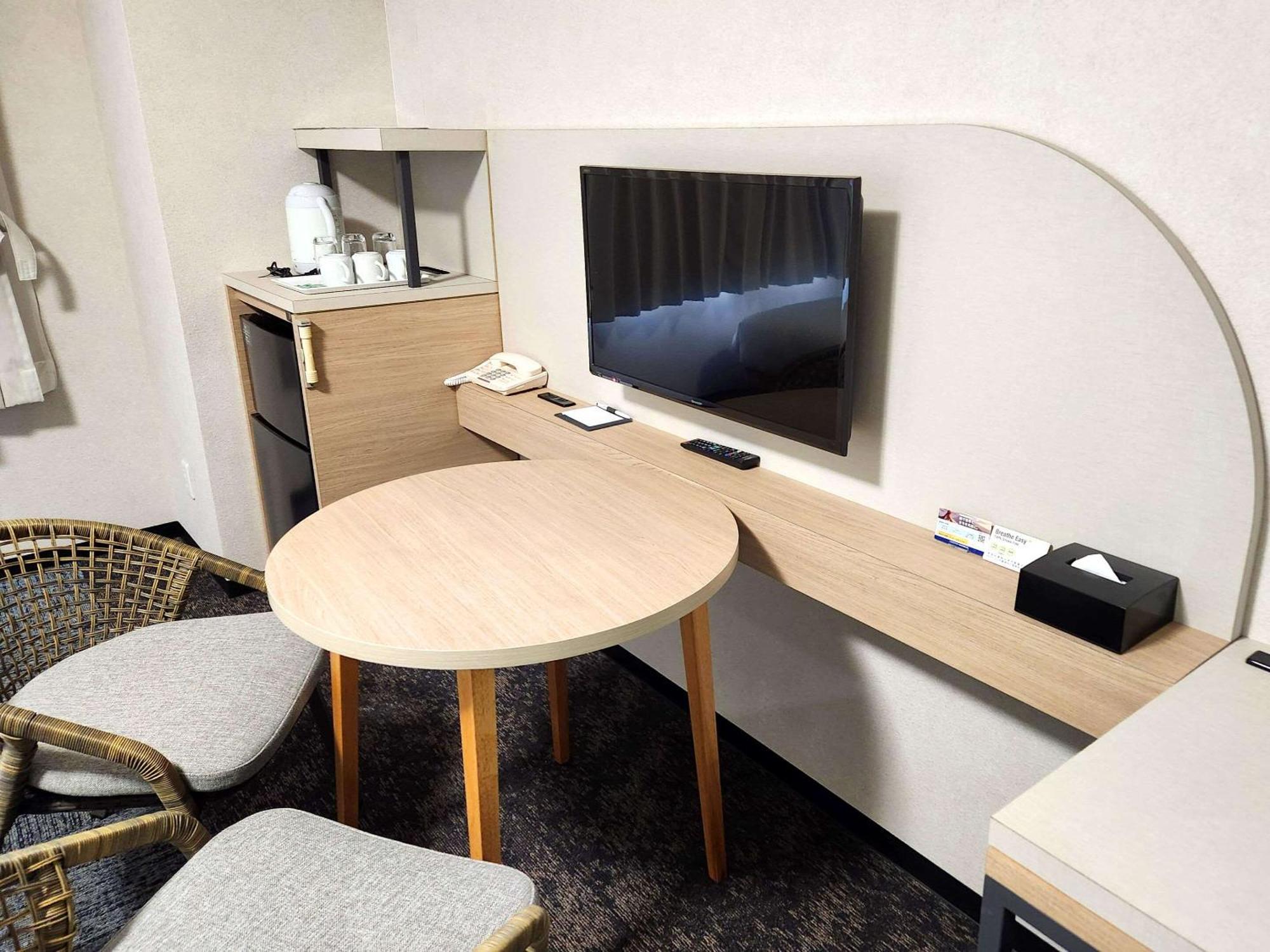 賓館 Comfort Prefectural Office 3*